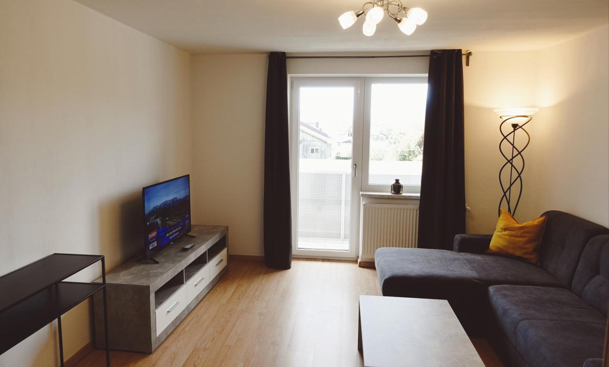 Joe'S Appartement Ebbs Bilik gambar